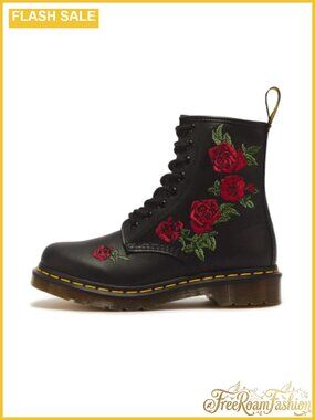 Dr. Martens 1460 Vonda Softy T Leather Combat Boot